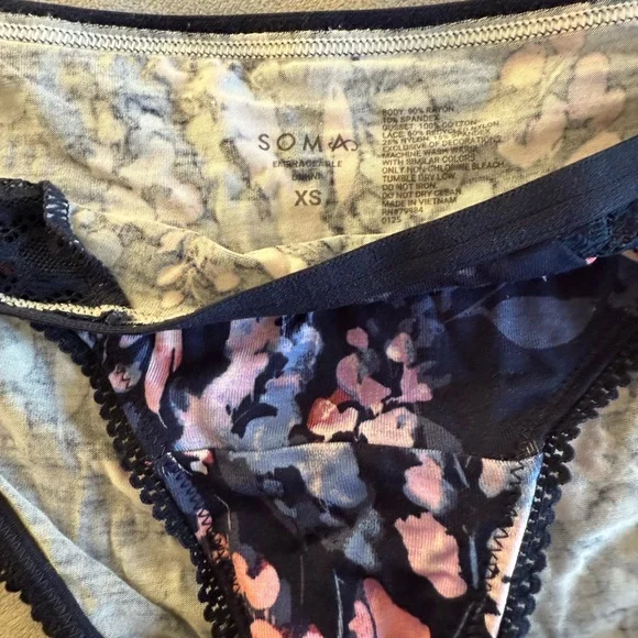 Soma Floral Bikini XS - NWT - Picture 3 of 7